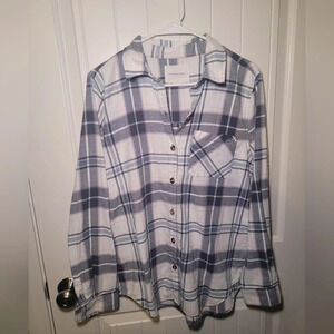 Aeropostale long sleeve lightweight shirt size medium